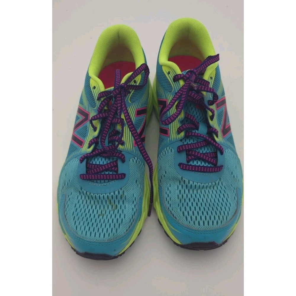 New Balance Women's Size 9 680v4 Multicolor‎ Running Shoes Sneakers Comfort